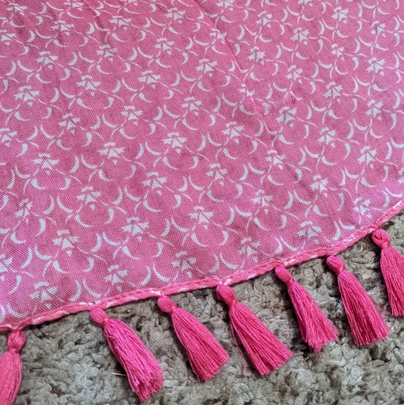 Scarf - Picture 3 of 3